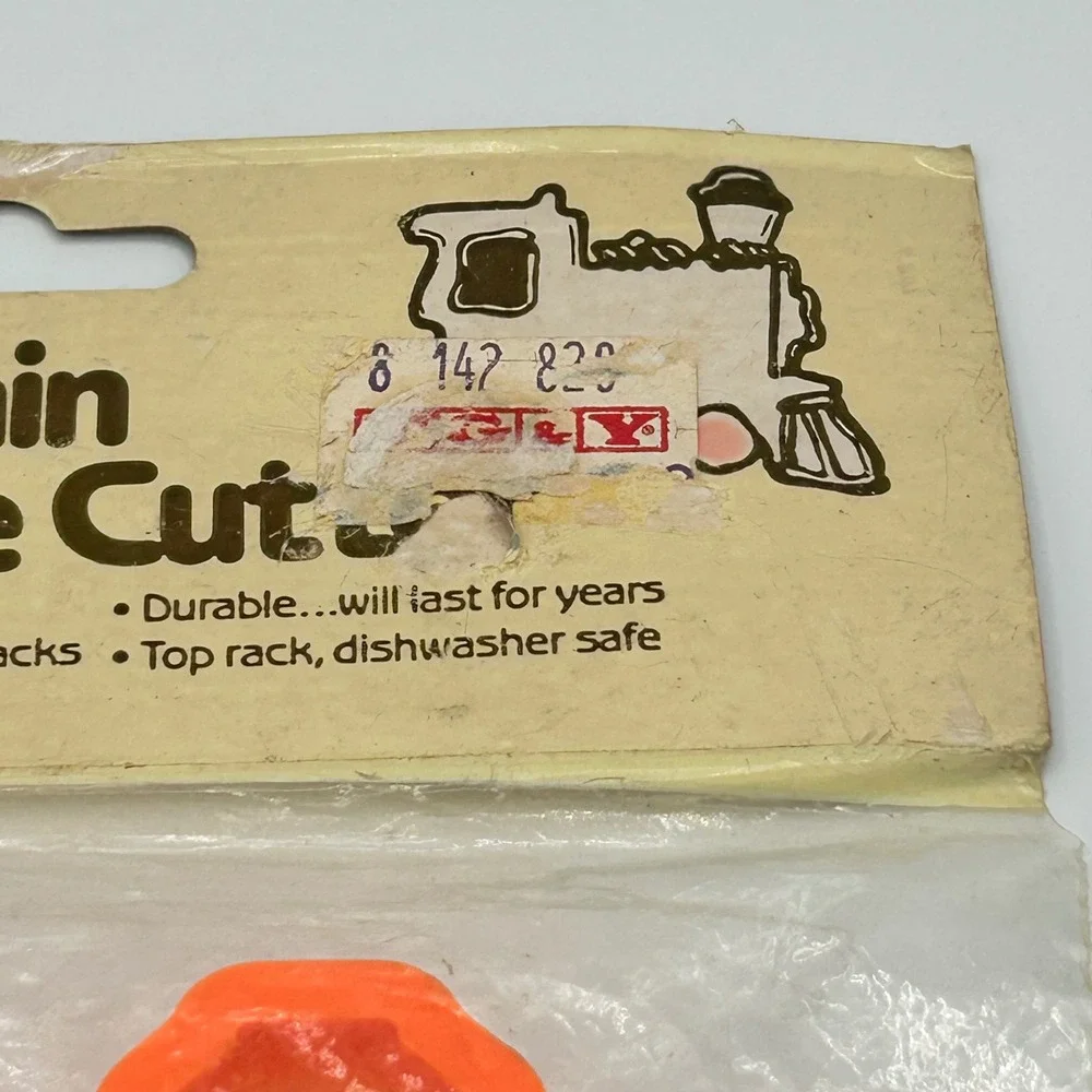 Vintage 1984 Wilton Toy Train Cookie Cutter Orange Plastic Steam Engine USA New